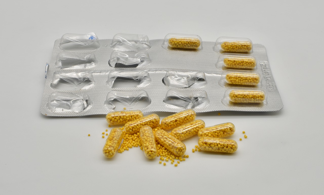 Tablets Vitamins Drug Health  - Damian_Konietzny / Pixabay